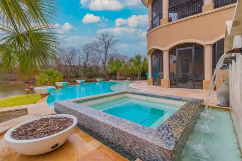 146 La Vie Drive Montgomery TX 77316