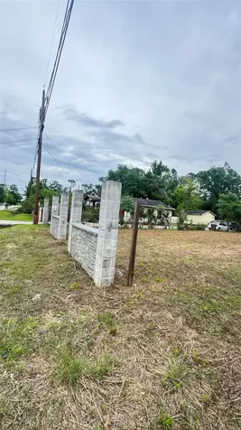 9016 Sherburne Street Houston TX 77016