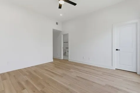 2915 Crane Street B Houston TX 77026