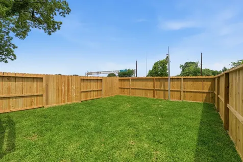 2915 Crane Street B Houston TX 77026