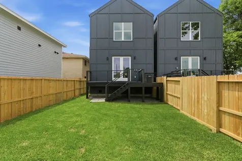 2915 Crane Street B Houston TX 77026