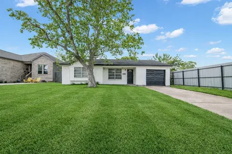 10902 Jutland Road Houston TX 77048