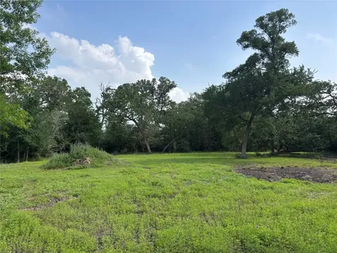 4001 Counsil Lane Brenham TX 77833