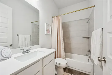 4527 Peloton Road Rosharon TX 77583