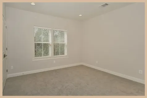 215 Willow Street Shenandoah TX 77384