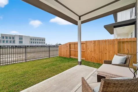 6702 Metro Boulevard 2 Houston TX 77083