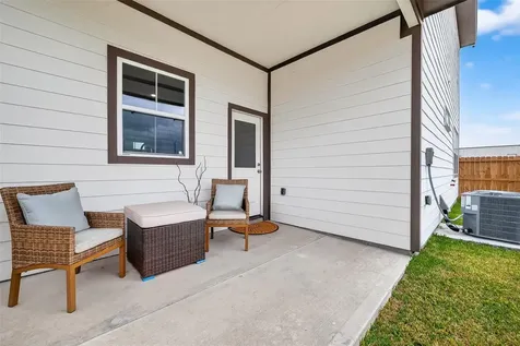 6702 Metro Boulevard 2 Houston TX 77083