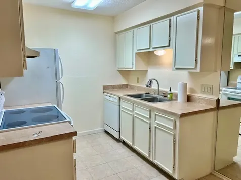 606 Marshall Street B36 Houston TX 77006