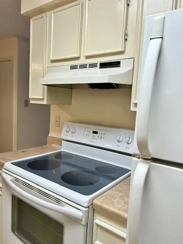 606 Marshall Street B36 Houston TX 77006