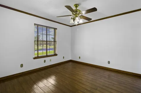 165 Taxiway Drive Livingston TX 77351