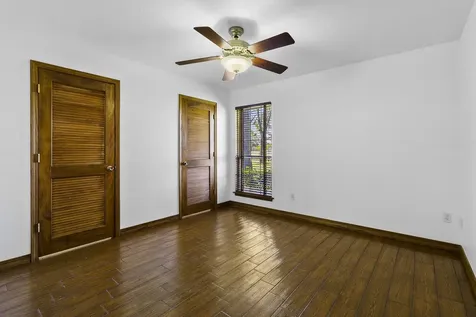165 Taxiway Drive Livingston TX 77351