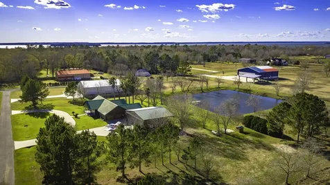 165 Taxiway Drive Livingston TX 77351