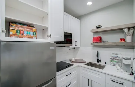 1318 Cleburne Street 2b Houston TX 77004