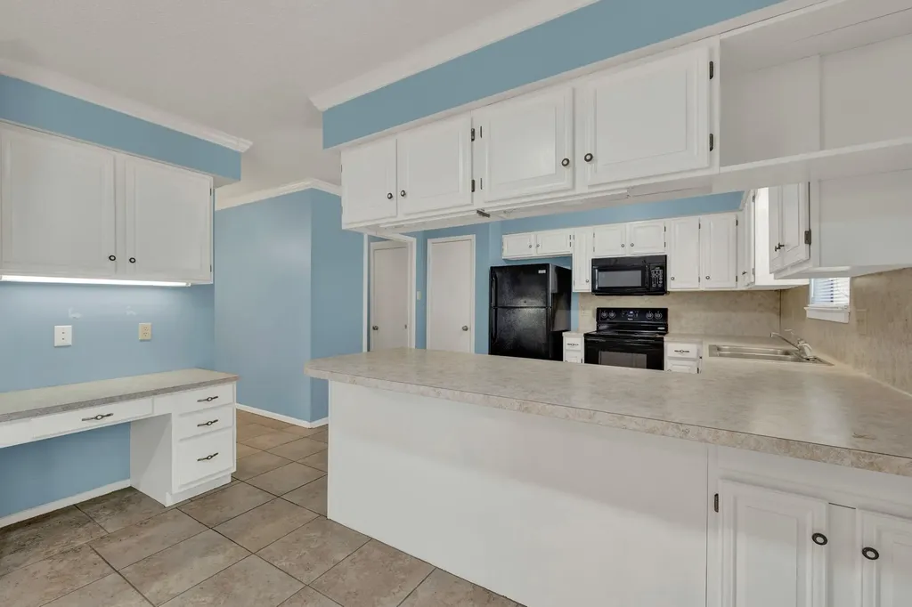 1302 S Mesquite Avenue New Braunfels TX 78130