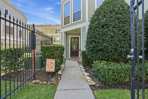 1250 W 18th Street Houston TX 77008