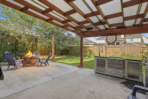 19111 Camden Woods Court Tomball TX 77377