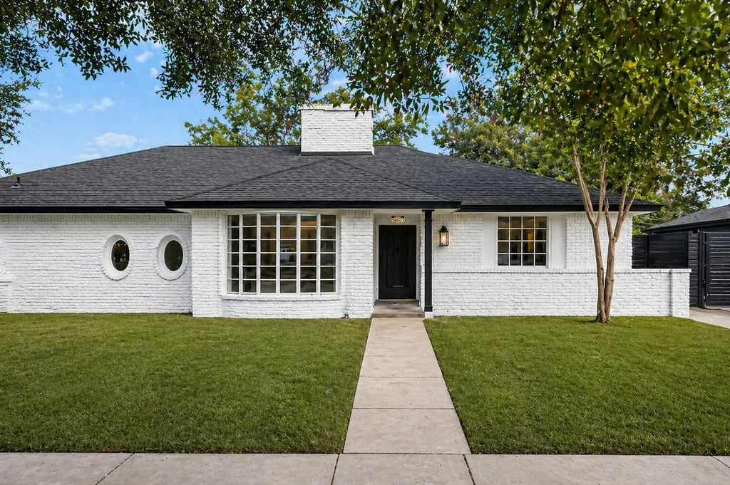 10603 Hillcroft Avenue Houston TX 77096