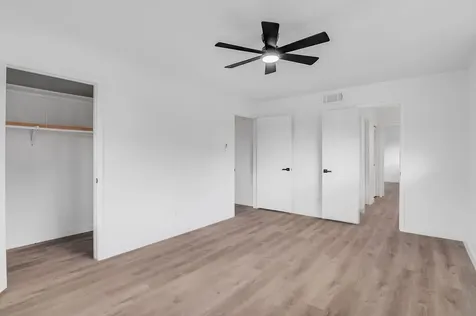 10603 Hillcroft Avenue Houston TX 77096
