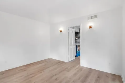 10603 Hillcroft Avenue Houston TX 77096