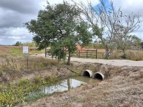 0 Cr-49 Off 288 Highway Angleton TX 77515