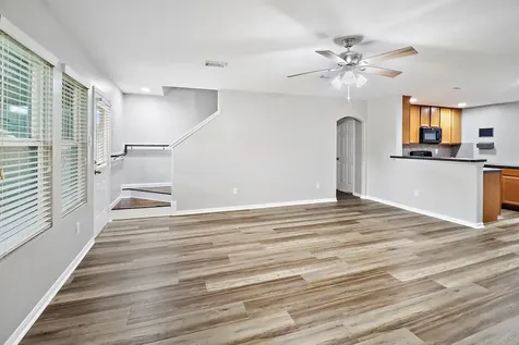 15607 Sheldon Ridge Way Houston TX 77044