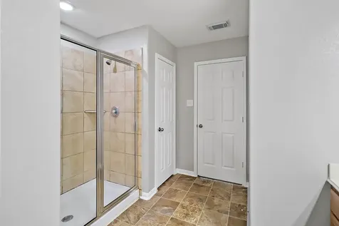 15607 Sheldon Ridge Way Houston TX 77044