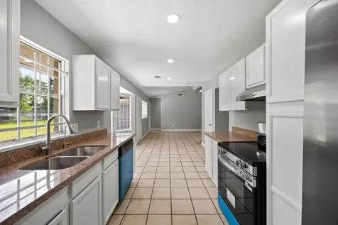614 Red Oak Avenue Crosby TX 77532