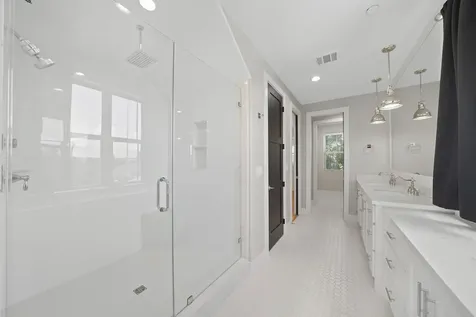 5343 Larkin Street Houston TX 77007