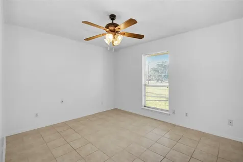 411 County Road 912a Brazoria TX 77422