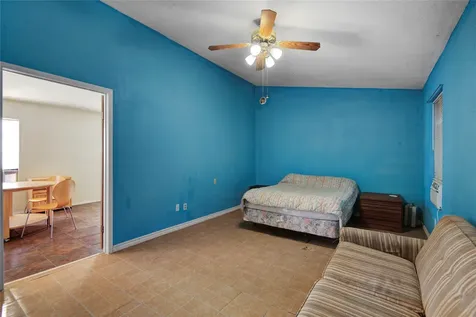 411 County Road 912a Brazoria TX 77422