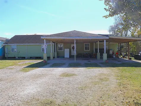 634 S Paloma Drive Rosharon TX 77583