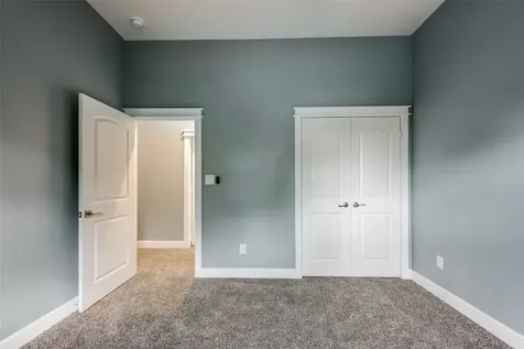 4927 E Ridge Creek Drive Houston TX 77053