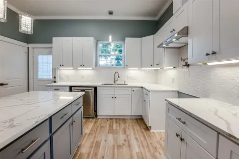 4927 E Ridge Creek Drive Houston TX 77053