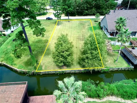 18222 & 18226 Steele Point Drive Crosby TX 77532