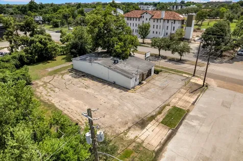 2905 Elgin Street Houston TX 77004