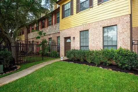 9120 Lakes At 610 Drive Houston TX 77054