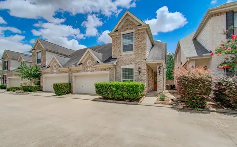 3211 Holly Crossing Drive Houston TX 77042