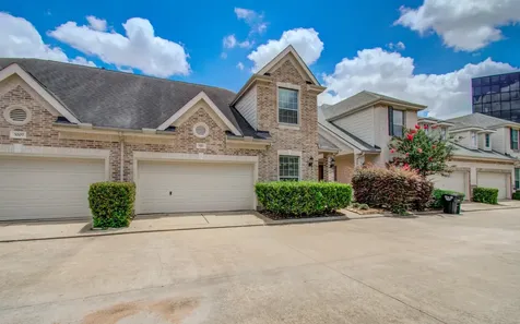 3211 Holly Crossing Drive Houston TX 77042