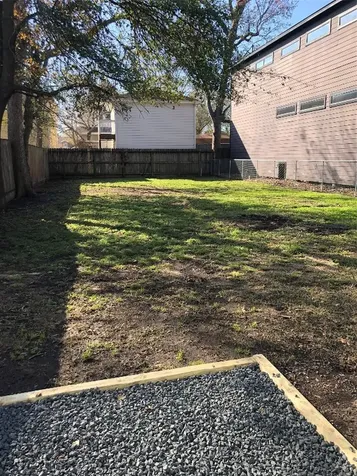 1320 W 24th Street Houston TX 77008