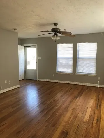 1320 W 24th Street Houston TX 77008