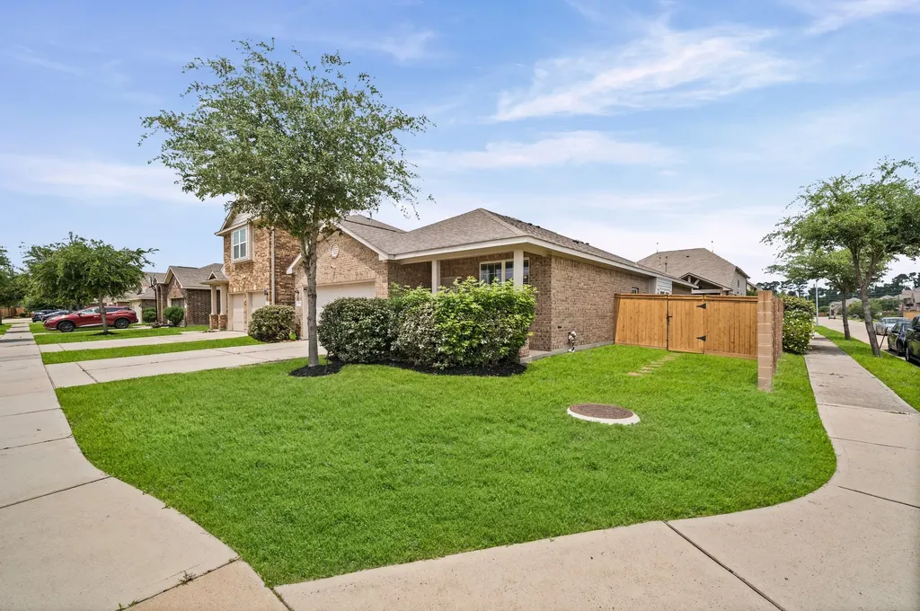 11327 Creekway Bend Drive Humble TX 77396
