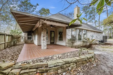 3238 Lazy Lake Lane Montgomery TX 77356