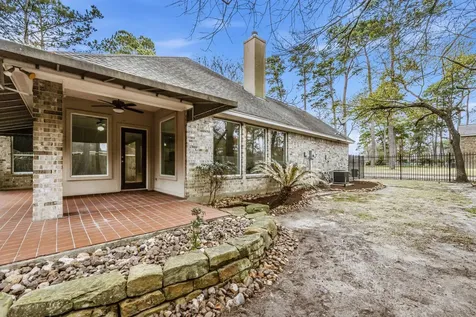 3238 Lazy Lake Lane Montgomery TX 77356