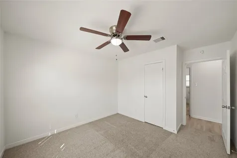 2942 Knotty Oaks Trail Houston TX 77045