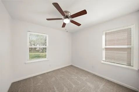 2942 Knotty Oaks Trail Houston TX 77045