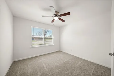 2942 Knotty Oaks Trail Houston TX 77045