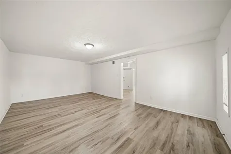 2942 Knotty Oaks Trail Houston TX 77045