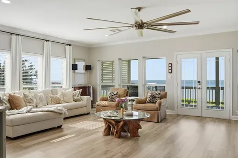2534 Cliff Drive San Leon TX 77539