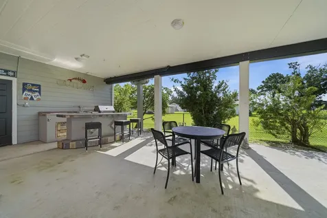 2534 Cliff Drive San Leon TX 77539
