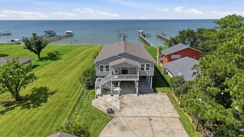 2534 Cliff Drive San Leon TX 77539